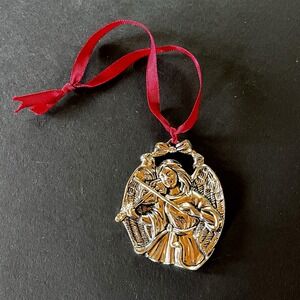 Gorham Christmas Tree Ornament Angel Violin Music Musician 2009 Peace Bow Silver